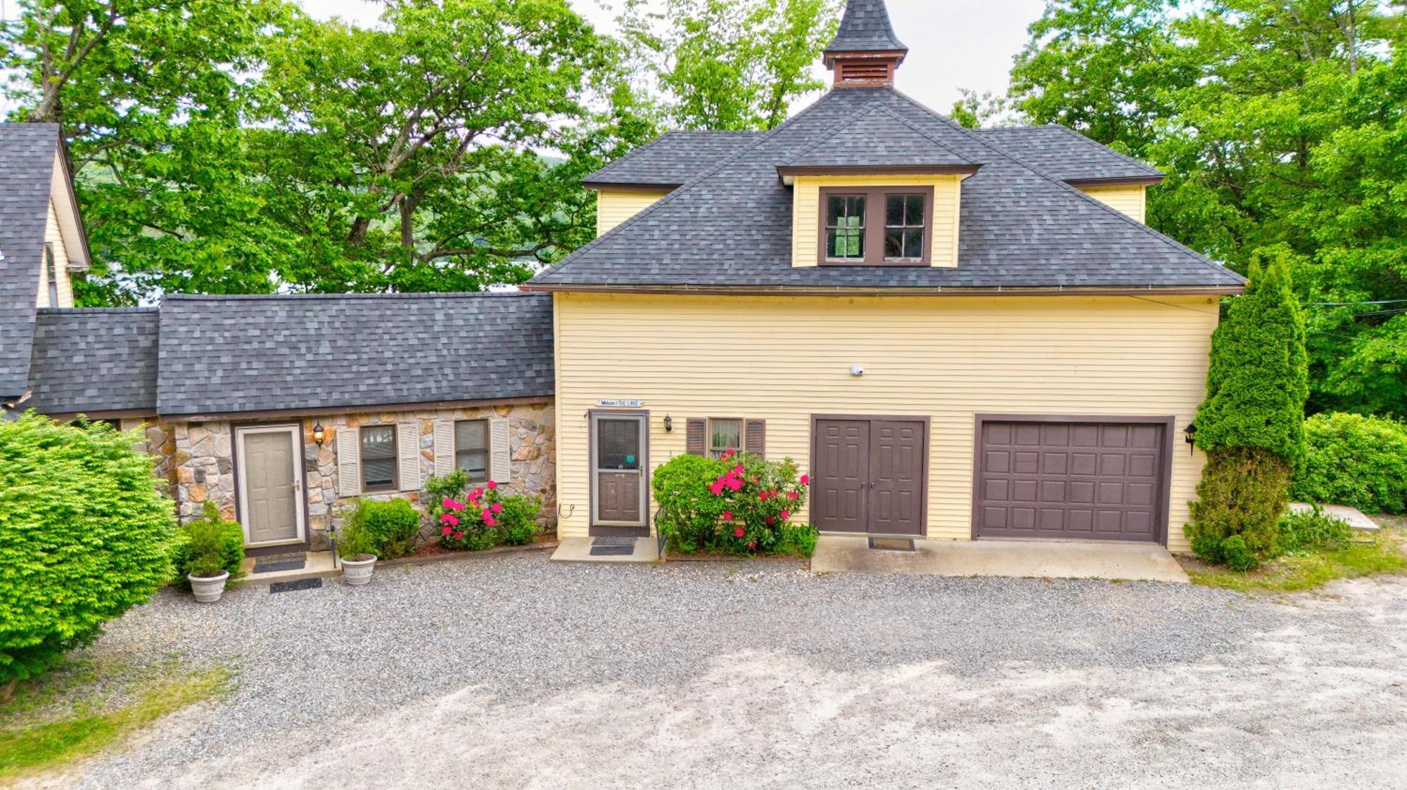 Waterfront 1-Bedroom With Deck Holderness Exterior photo